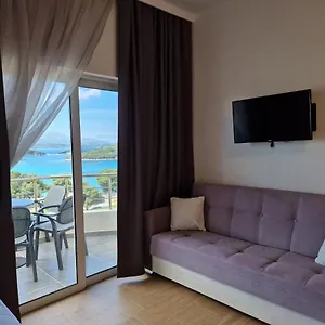 Queen Margaret Seaside Hotel Ksamil